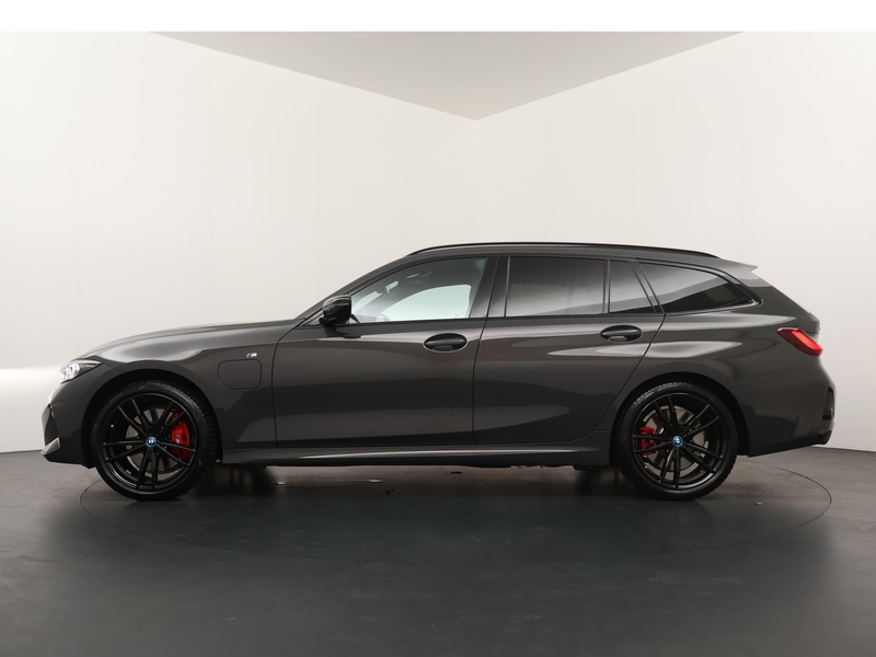 BMW 330 3 Serie Touring 330e xDrive M-Sportpakket / Trekha — photo 11