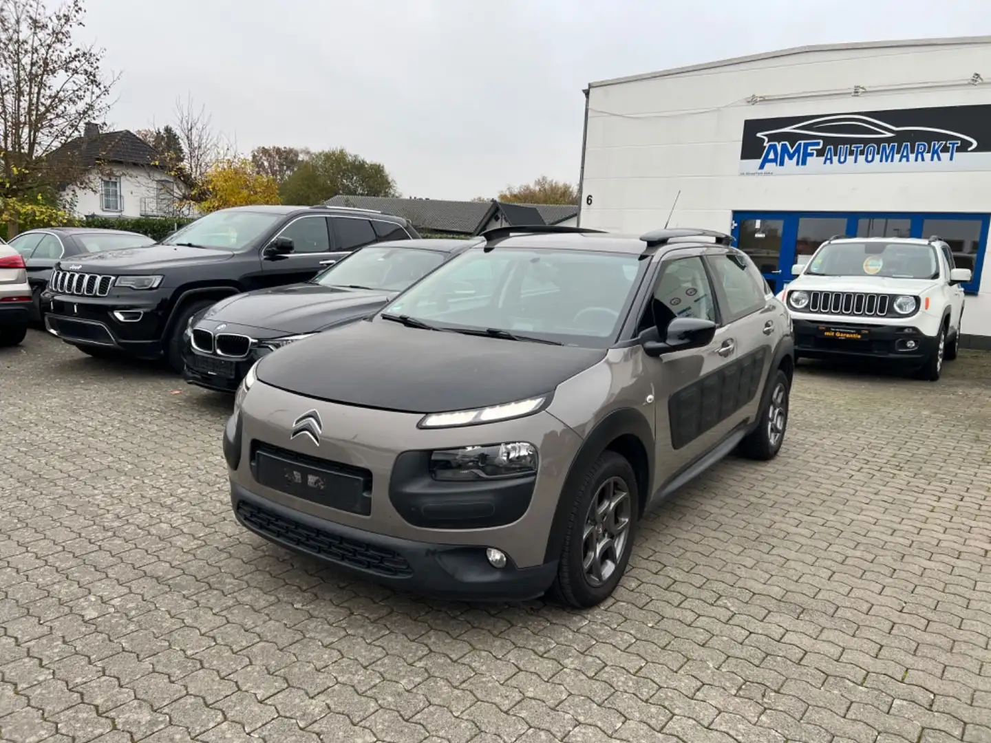 Citroen C4 Cactus Selection 1.2 VTi 2Hand Kamera Grau - 1