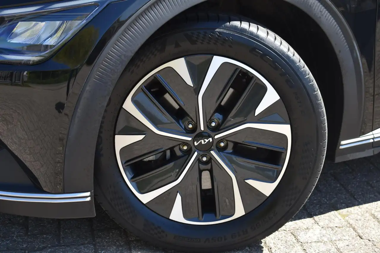 Kia EV6 Air 58 kWh | 100 % SOH | Stoelverwarming | Camera 6