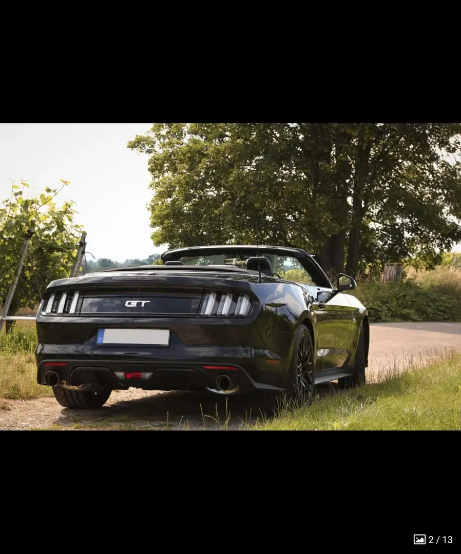 Ford Mustang Convertible V8 5.0 421 GT - 2