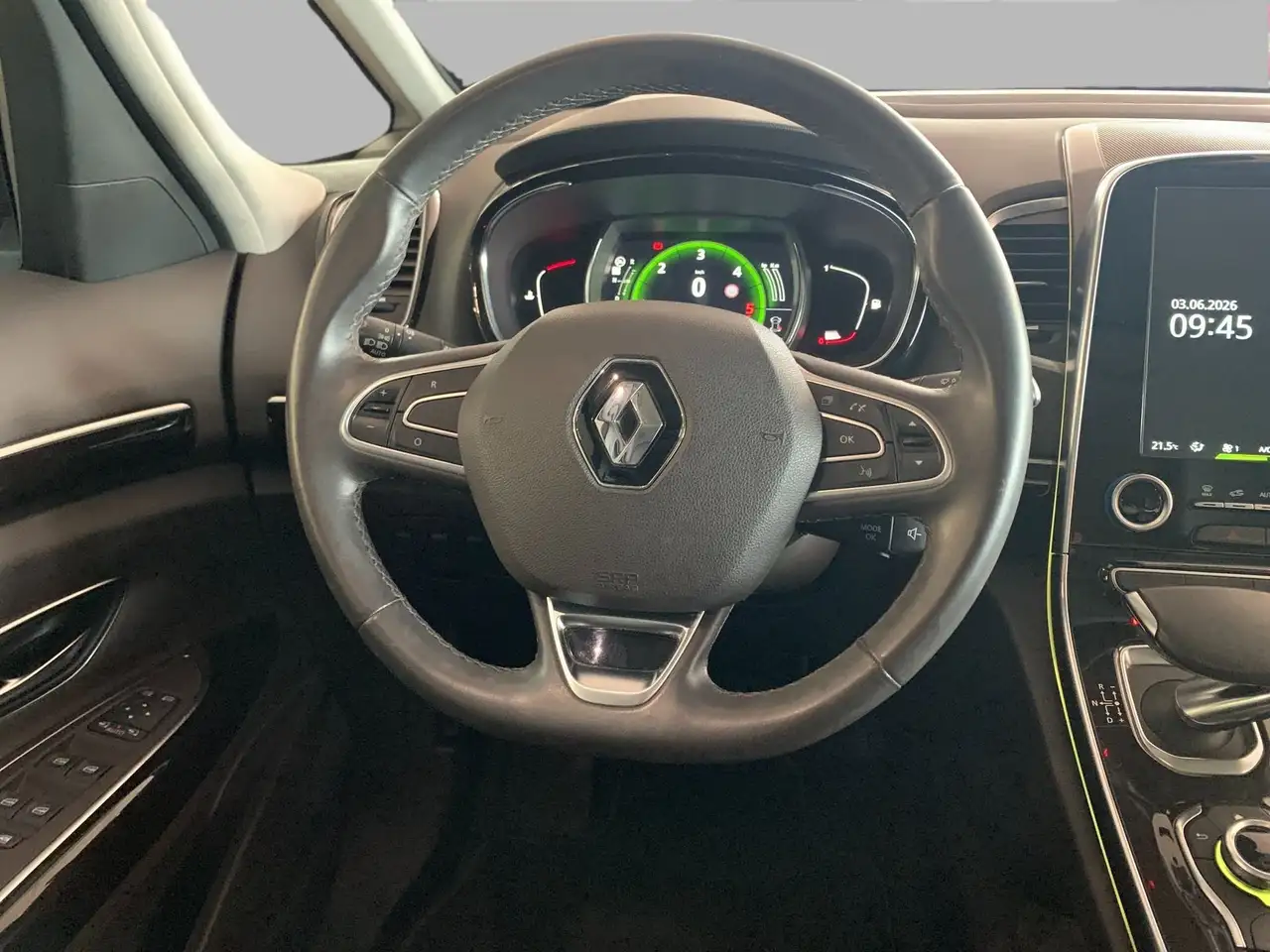 Renault Espace — photo 10 sur 19