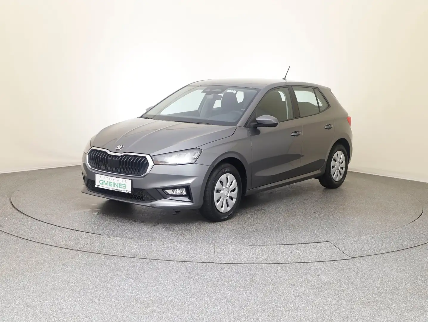 Skoda Fabia Essence Grau - 1