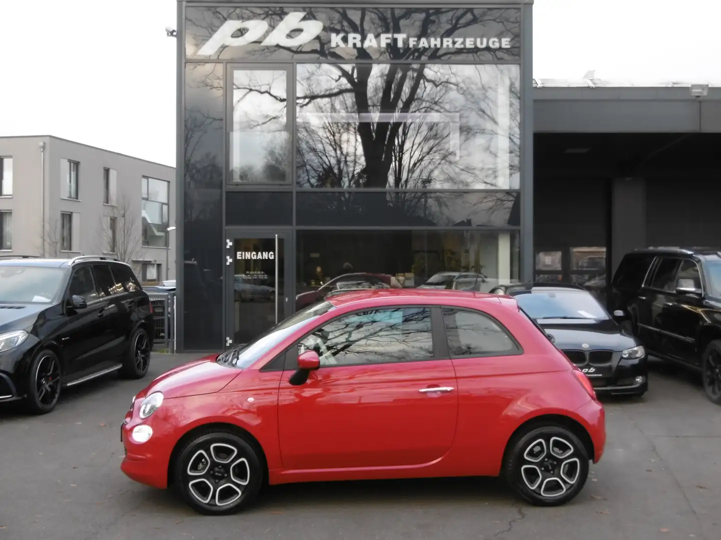 Fiat 500 Club Klima Apple CarPlay Allwetter allTempomat Rosso - 1