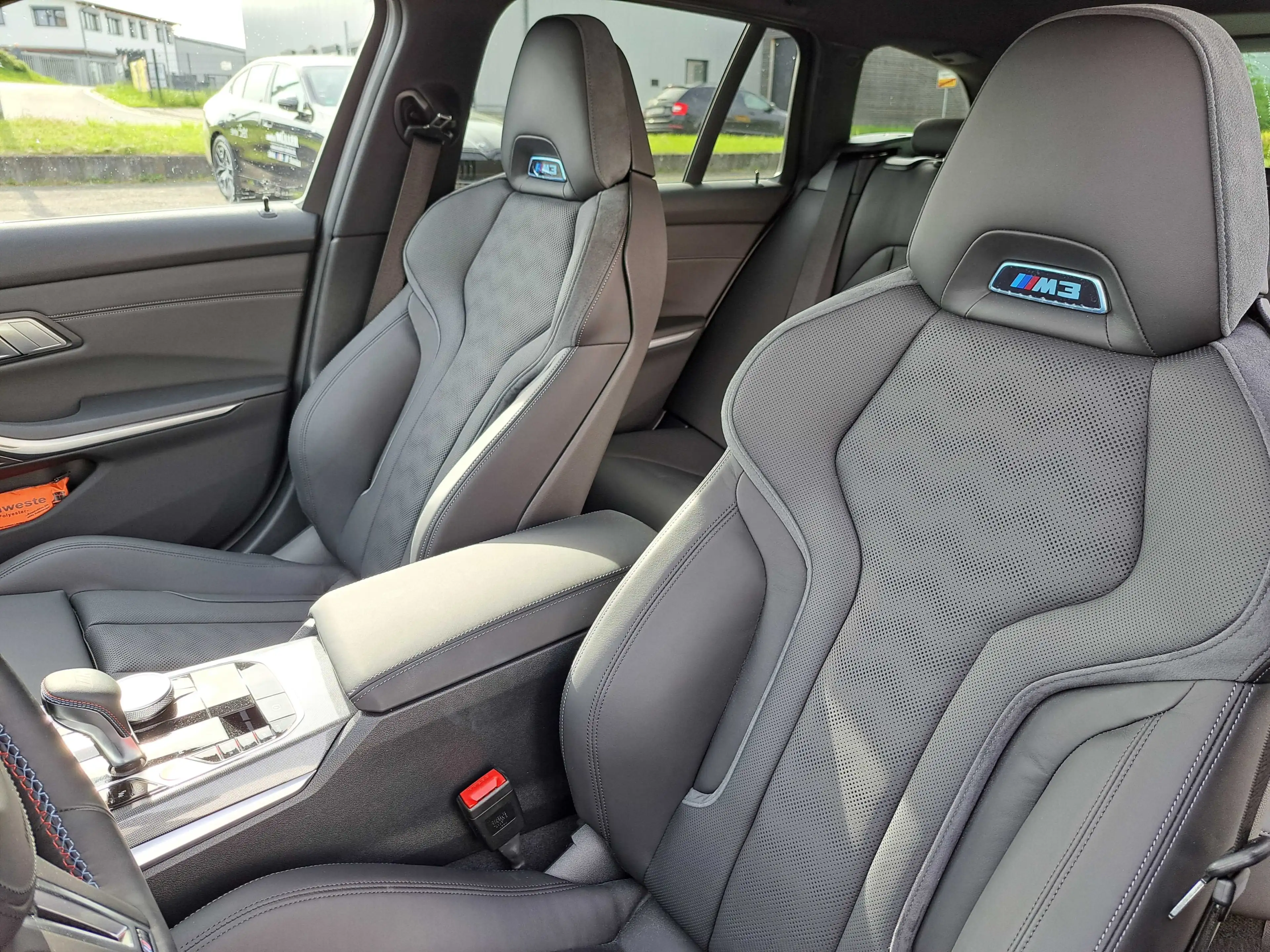 BMW M3 Competition M XDR M Drivers P. HK HiFi DAB — photo 11