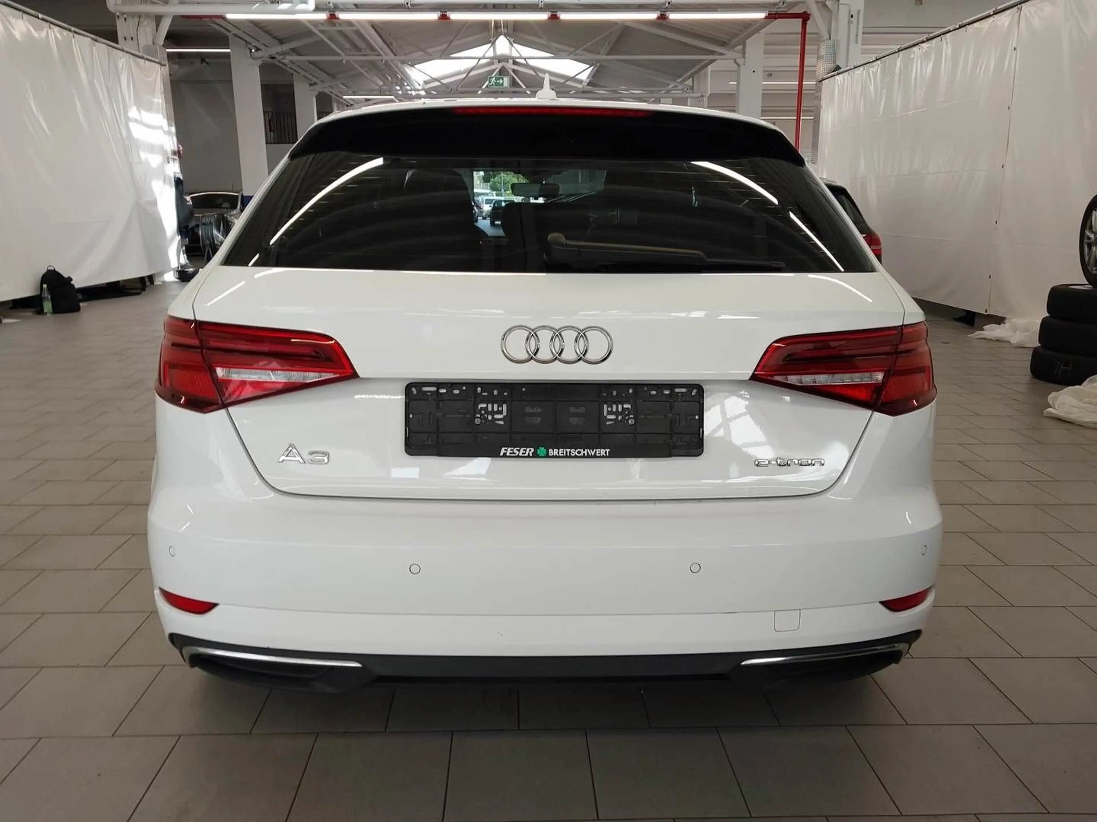 Audi A3 Sportback e-tron *LED*Navi*Volldigital*SHZ* — photo 7
