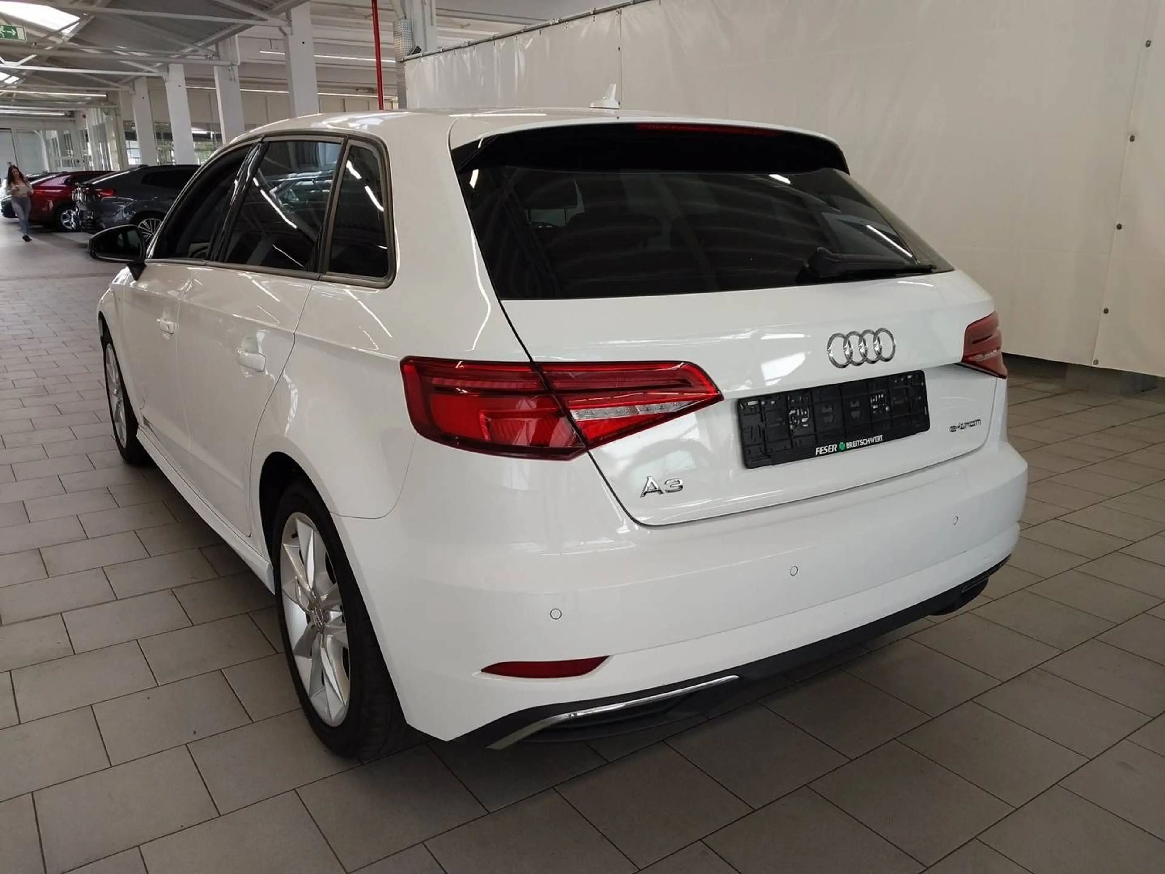 Audi A3 Sportback e-tron *LED*Navi*Volldigital*SHZ* — photo 4