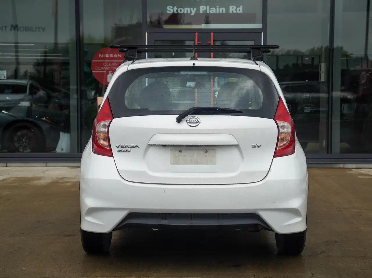 Nissan Versa photo Nissan Versa