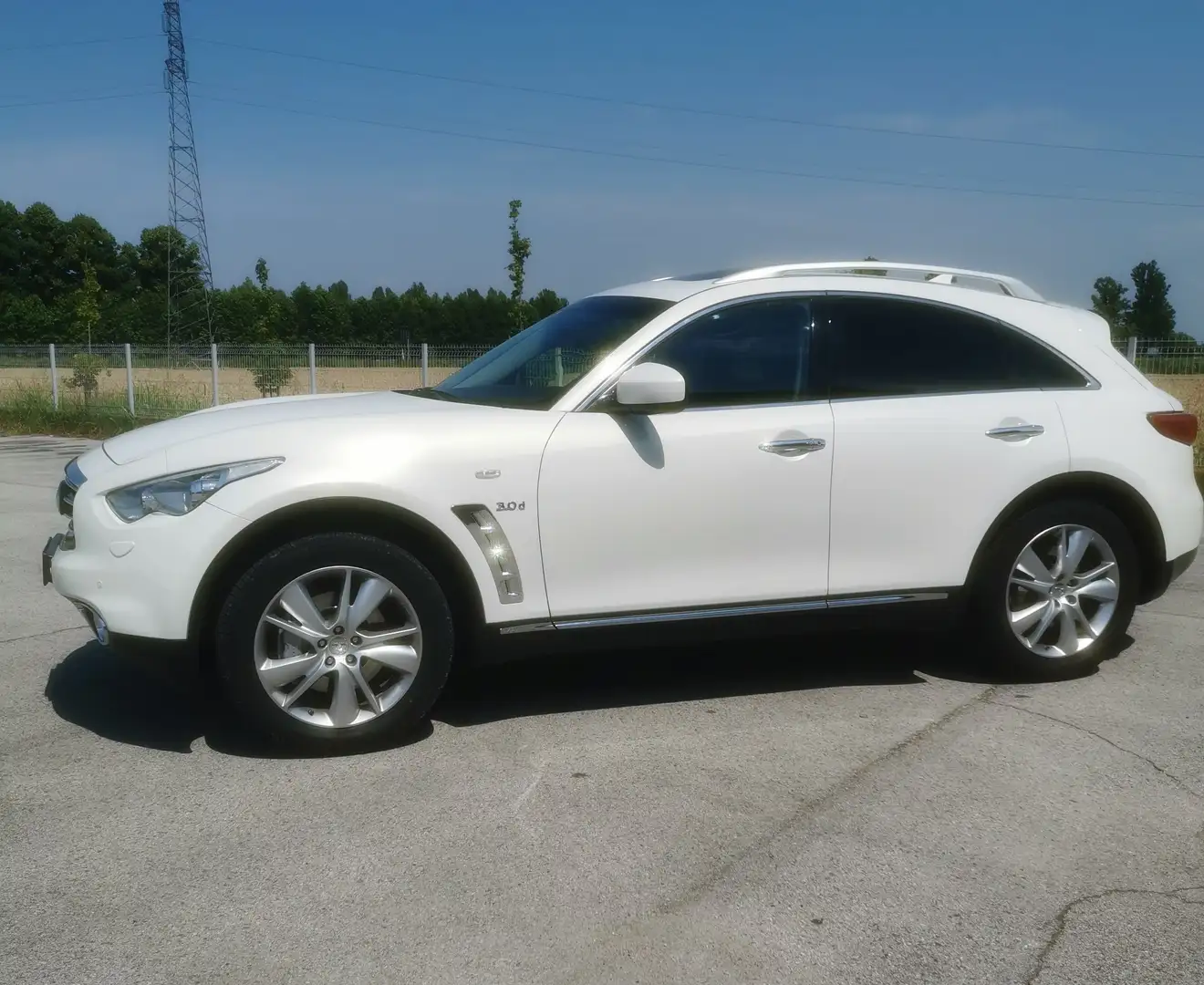 Infiniti FX FX QX 70 3.0d V6 GT Premium auto FL Bianco - 1