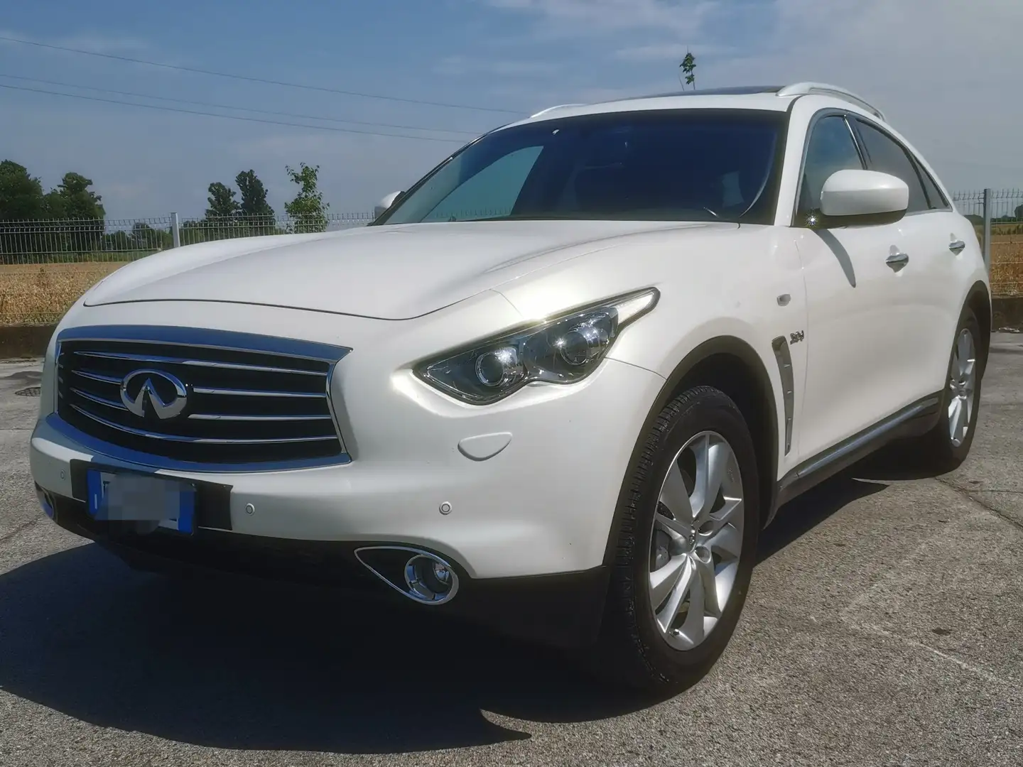 Infiniti FX FX QX 70 3.0d V6 GT Premium auto FL Bianco - 2