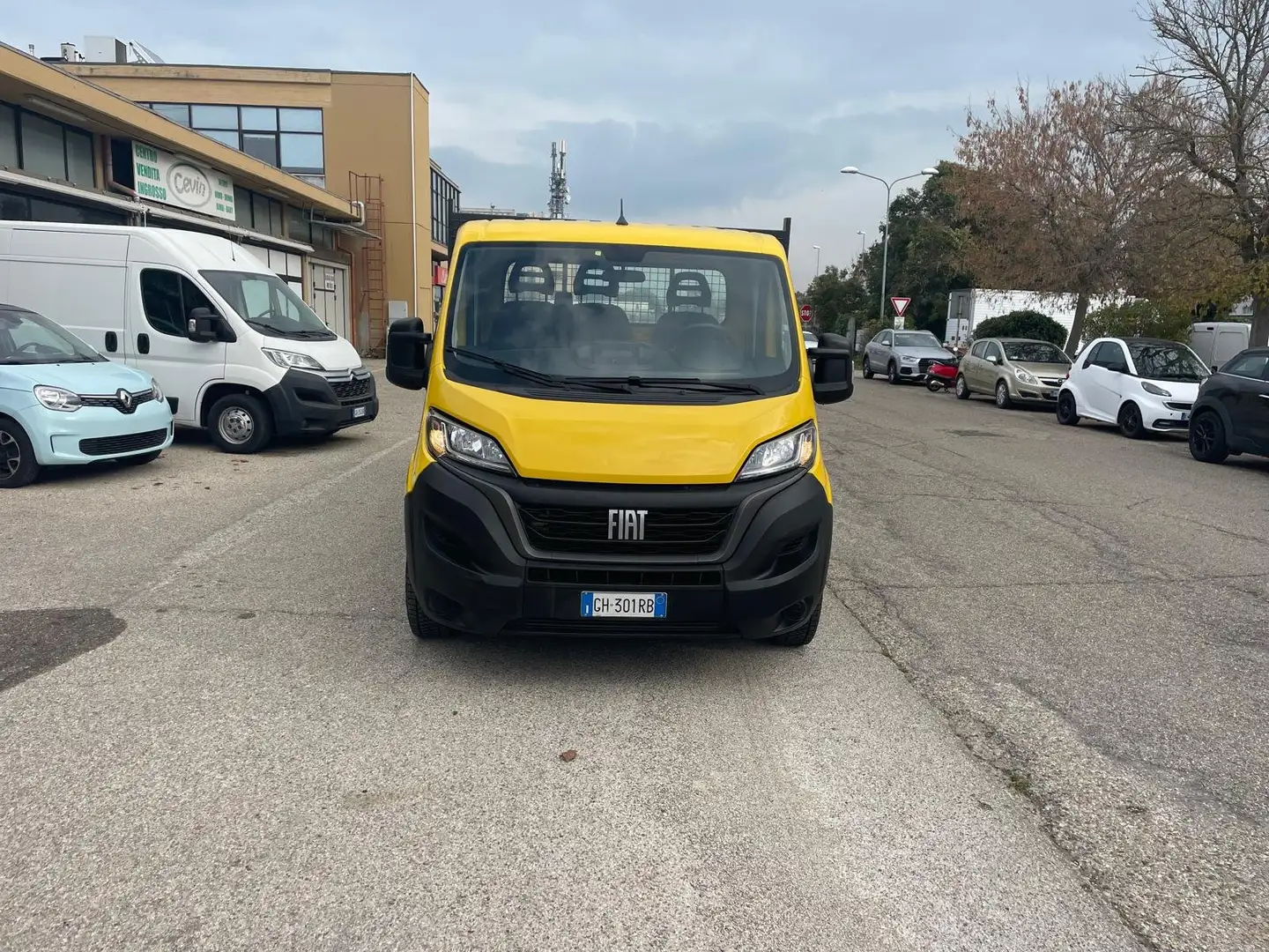 Fiat Ducato 2.2 MJTD 140cV CASSONE FISSO MAXI Giallo - 2