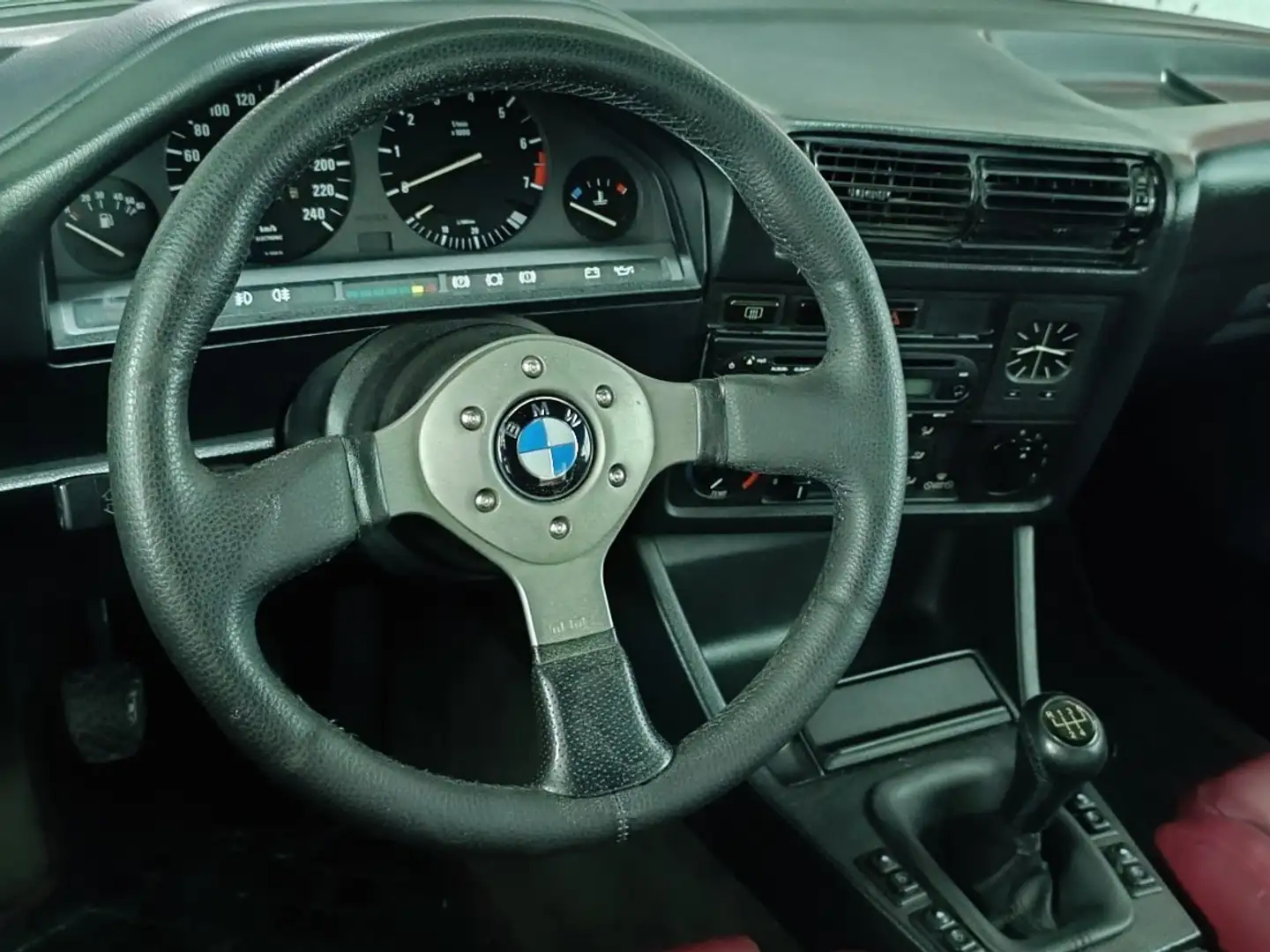BMW 320 320i Cabrio Nero - 2