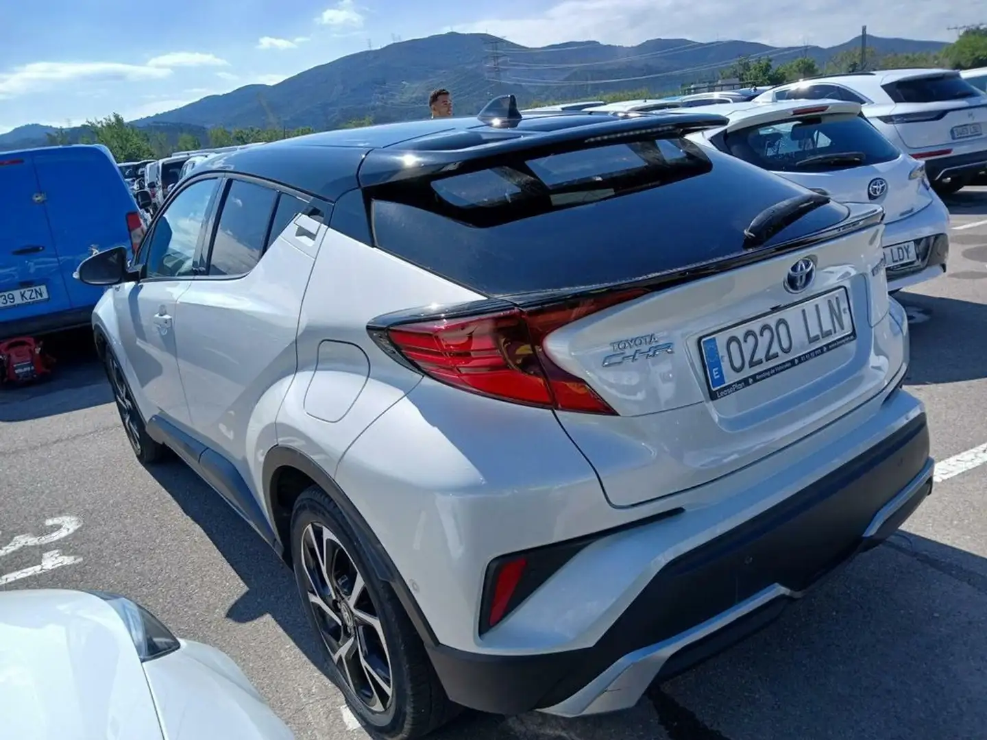 Toyota C-HR 2.0 180H Advance Blanco - 2