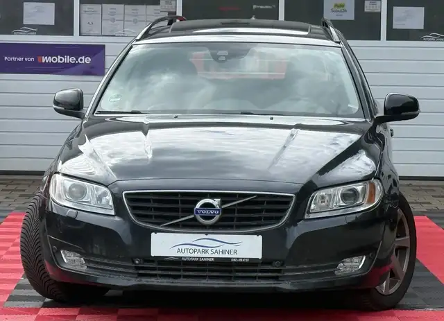 Volvo V70 Kombi*TEMPOMAT*KLIMA*SHZ