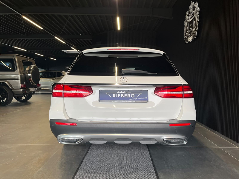 Mercedes-Benz E 400 d 4Matic All-Terrain AVANTGARDE/LED/360° — photo 5