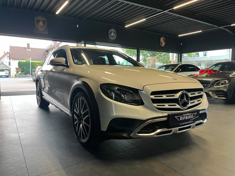Mercedes-Benz E 400 d 4Matic All-Terrain AVANTGARDE/LED/360° — photo 3