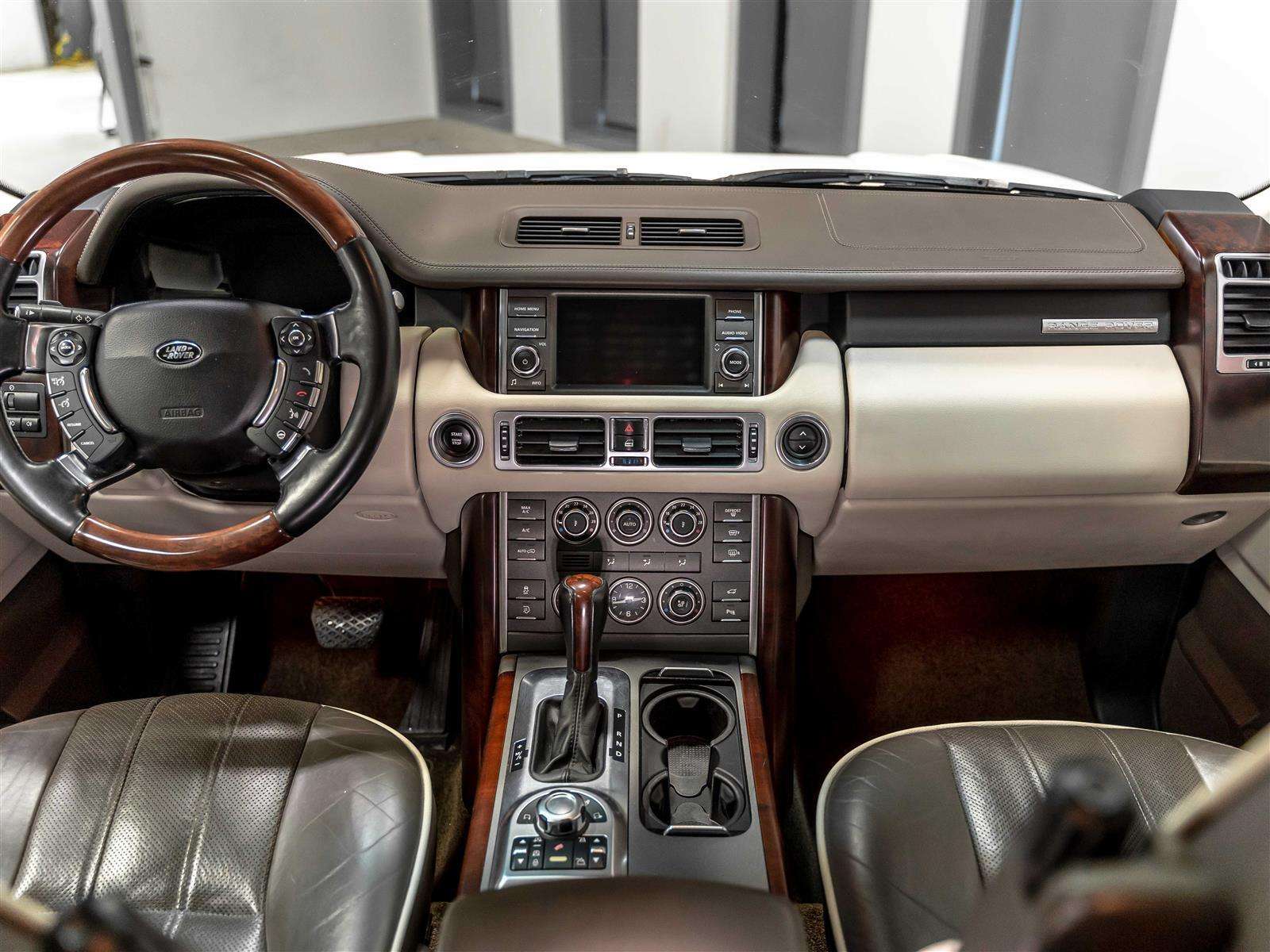 2011 Land Rover Range Rover HSE|5.0L V8|Rear Entertainment|Extensive Dealer Se thumb 8