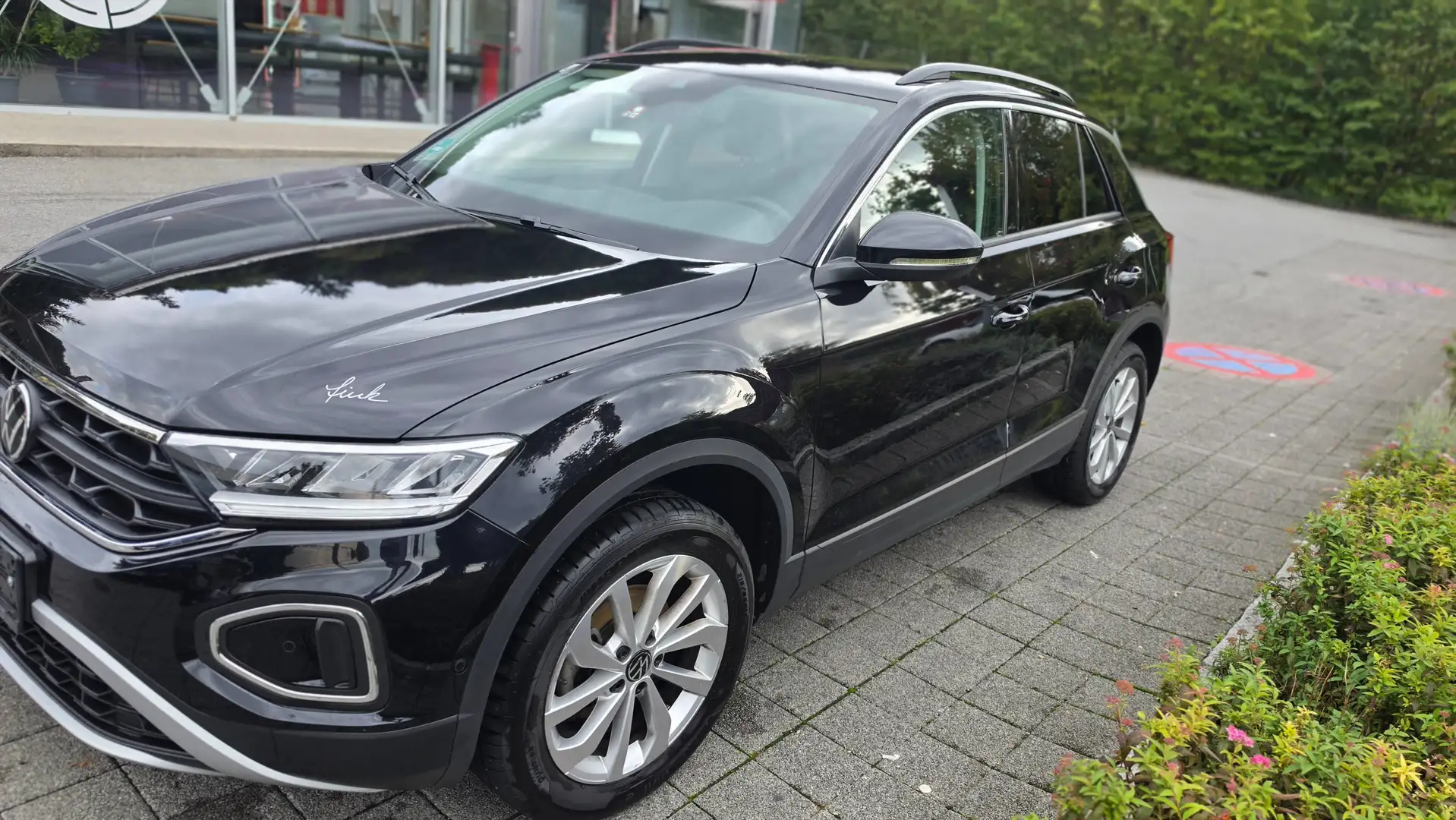 Volkswagen T-Roc T-Roc 2.0 TDI Friends Friends Schwarz - 1
