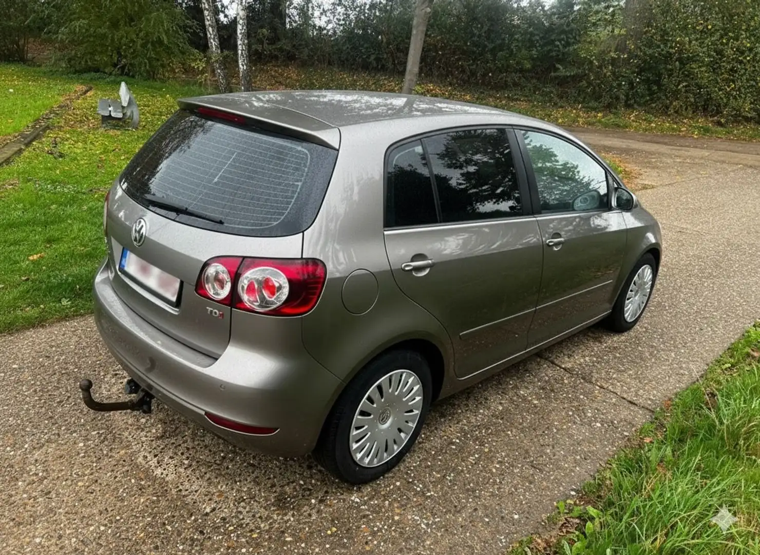 Volkswagen Golf Plus 1.6 TDI DPF DSG Highline - 1