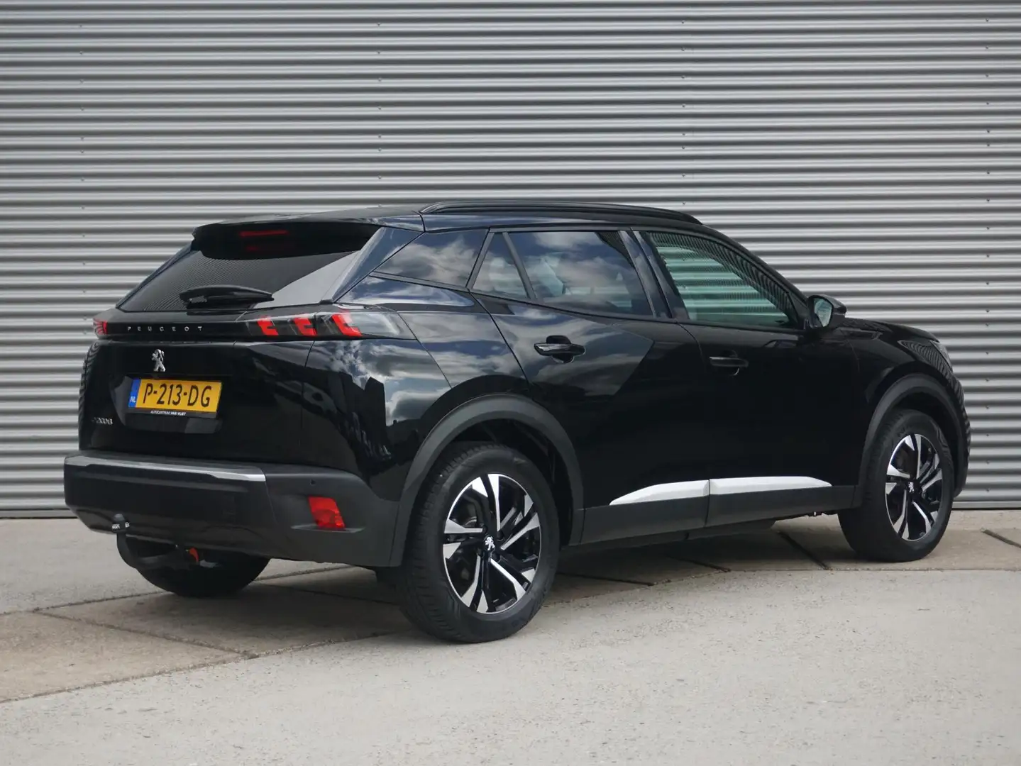 Peugeot e-2008 EV Allure 50 kWh Trekhaak Zwart - 2