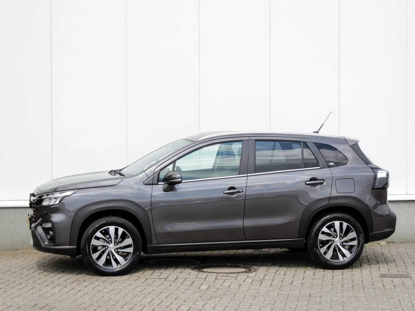Suzuki S-Cross 1.5 Hybrid AllGrip Style Automaat | Navi | Adap. C Grijs - 2