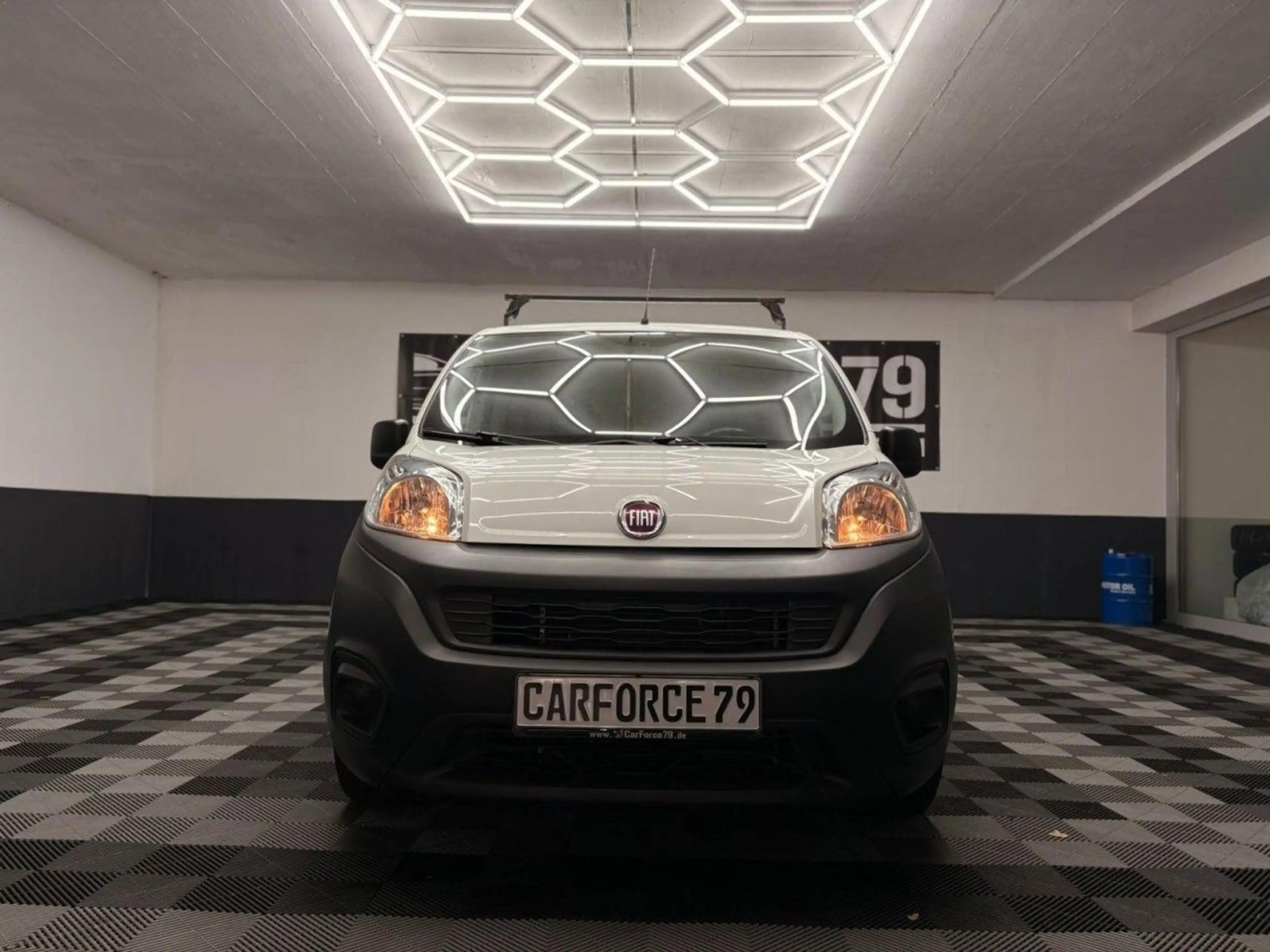 Fiat Fiorino 8-Fach USB — photo 2
