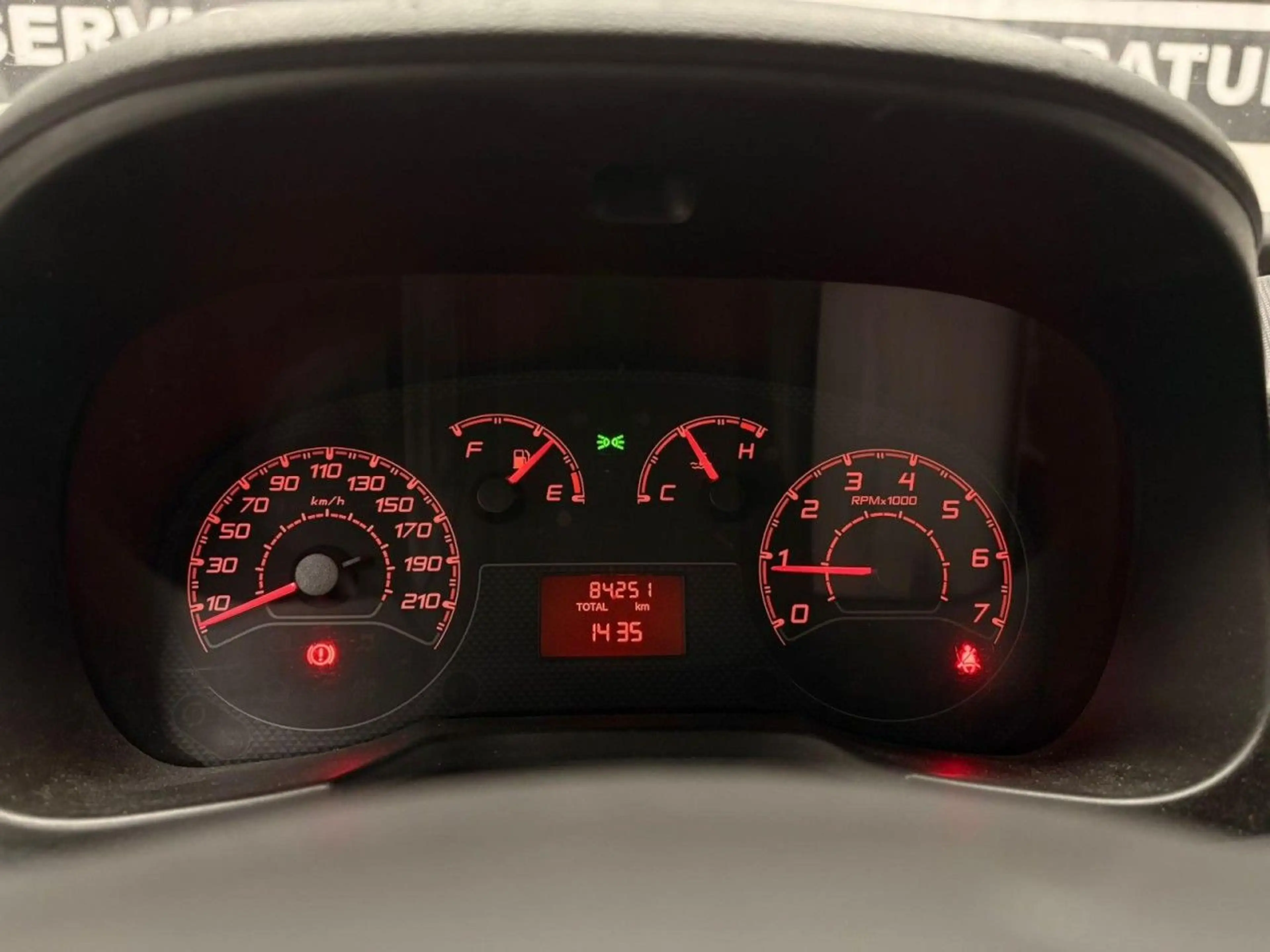 Fiat Fiorino 8-Fach USB — photo 10