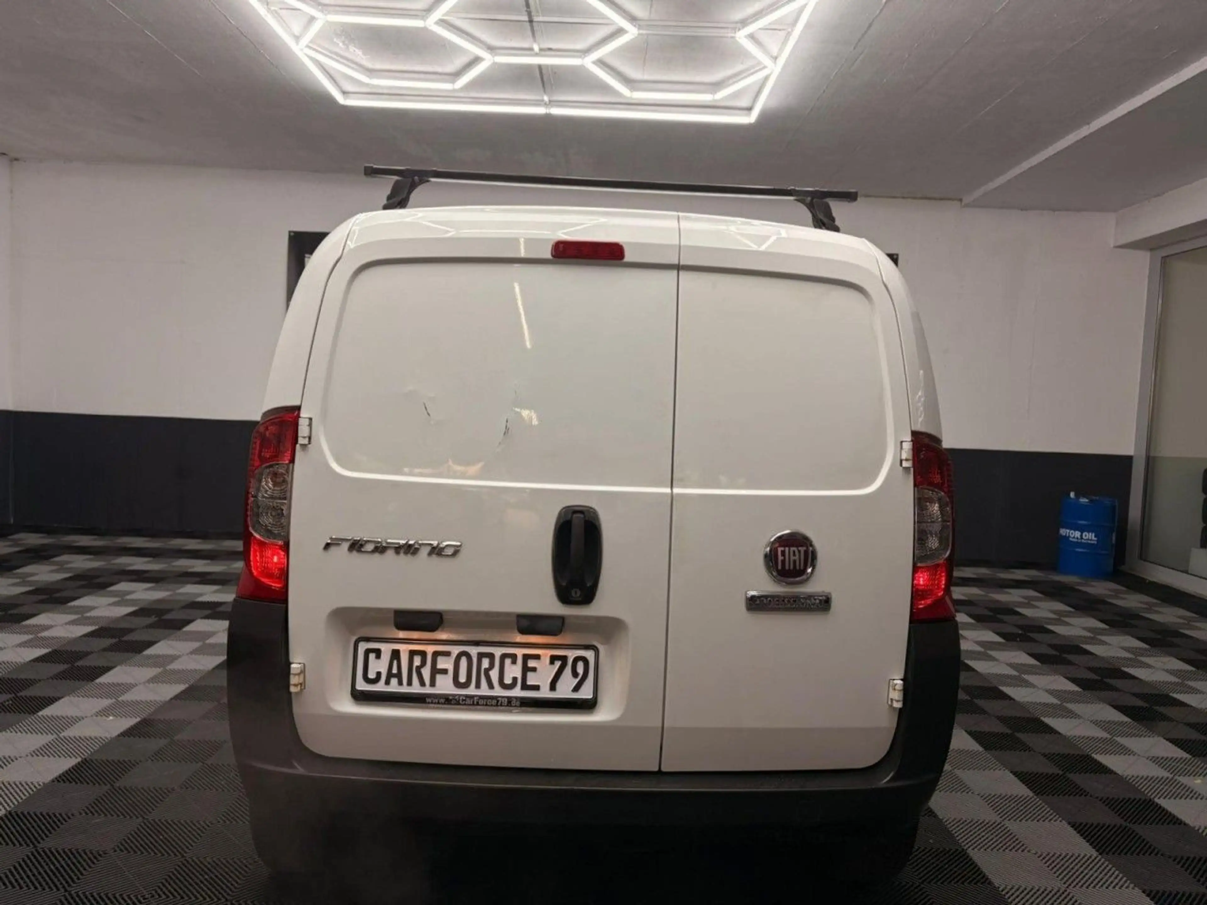 Fiat Fiorino 8-Fach USB — photo 6