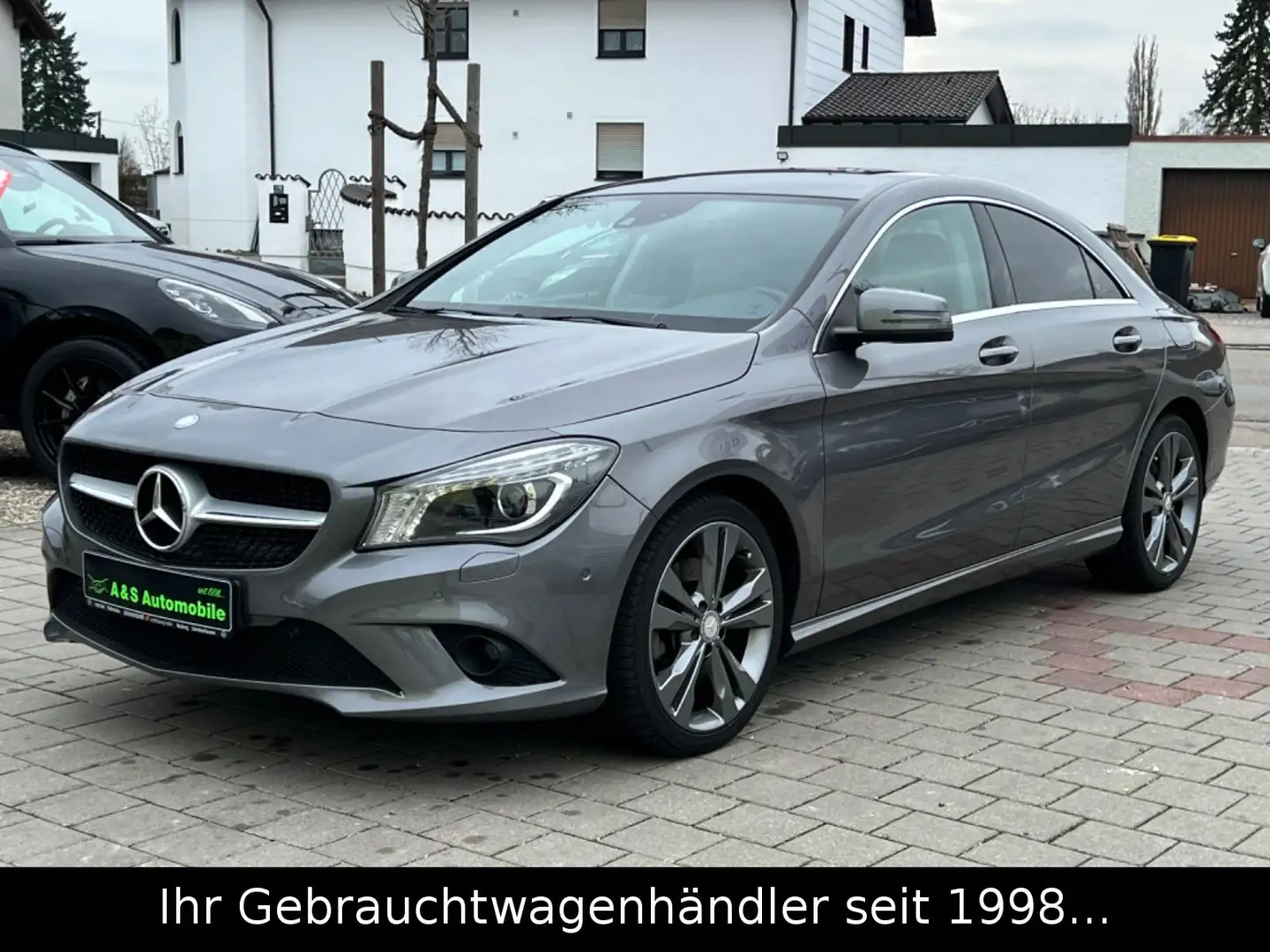 Mercedes-Benz CLA 250 Sport Autm. *BI-XENON/LEDER/KAMERA/NAVI* Gris - 2
