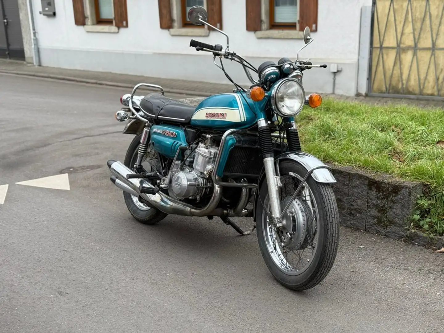Suzuki GT 750 - 1