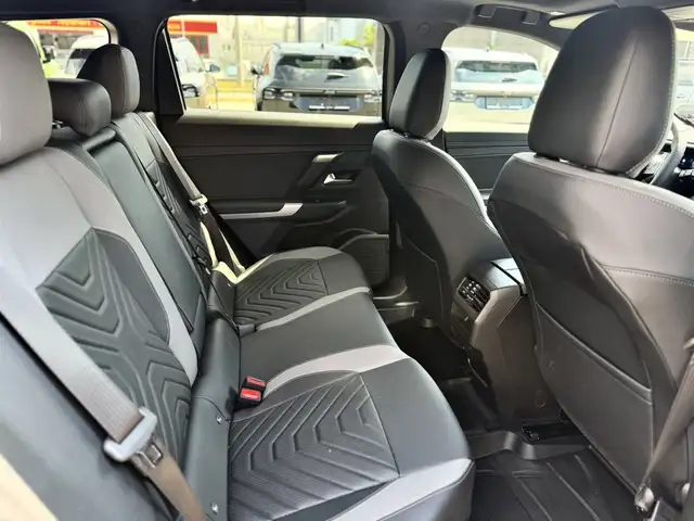 Jeep Compass view 9