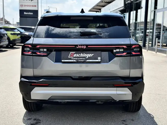 Jeep Compass view 6