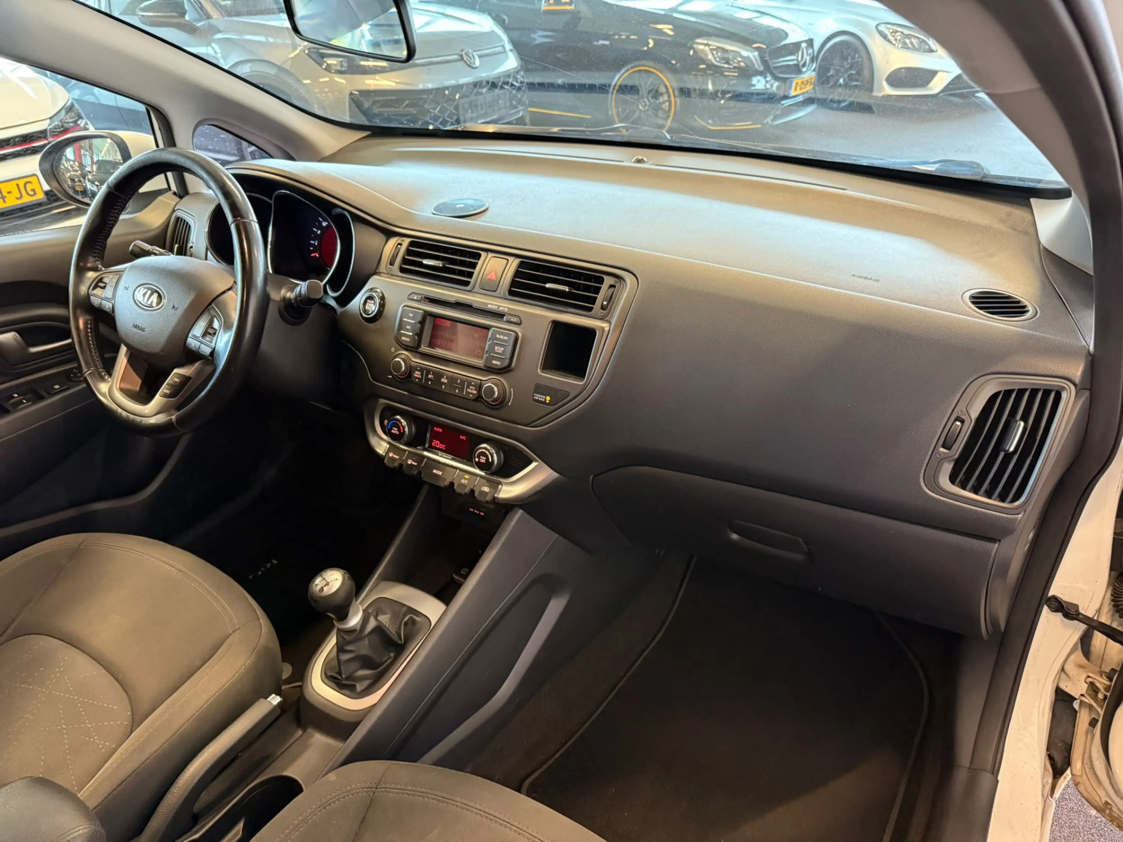 Kia Rio 1.2 CVVT ExecutiveLine | Cruise control | Climate — photo 2