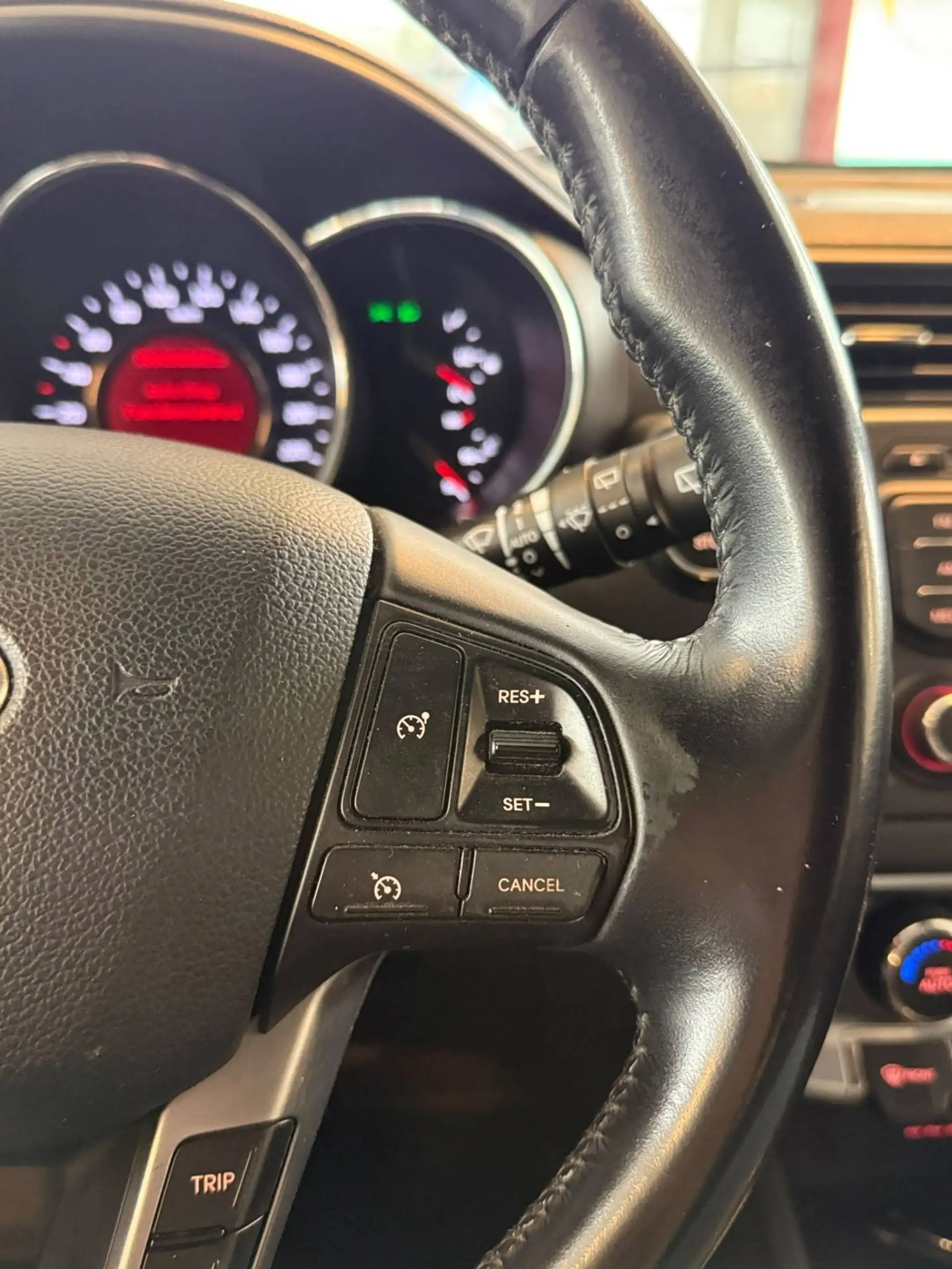Kia Rio 1.2 CVVT ExecutiveLine | Cruise control | Climate — photo 11