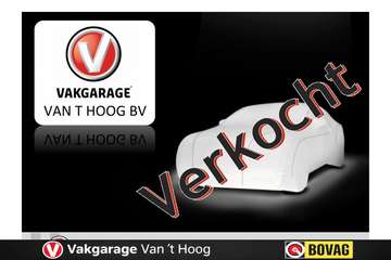 First 77 kWh Trekhaak Verwarmde voorruit Camera