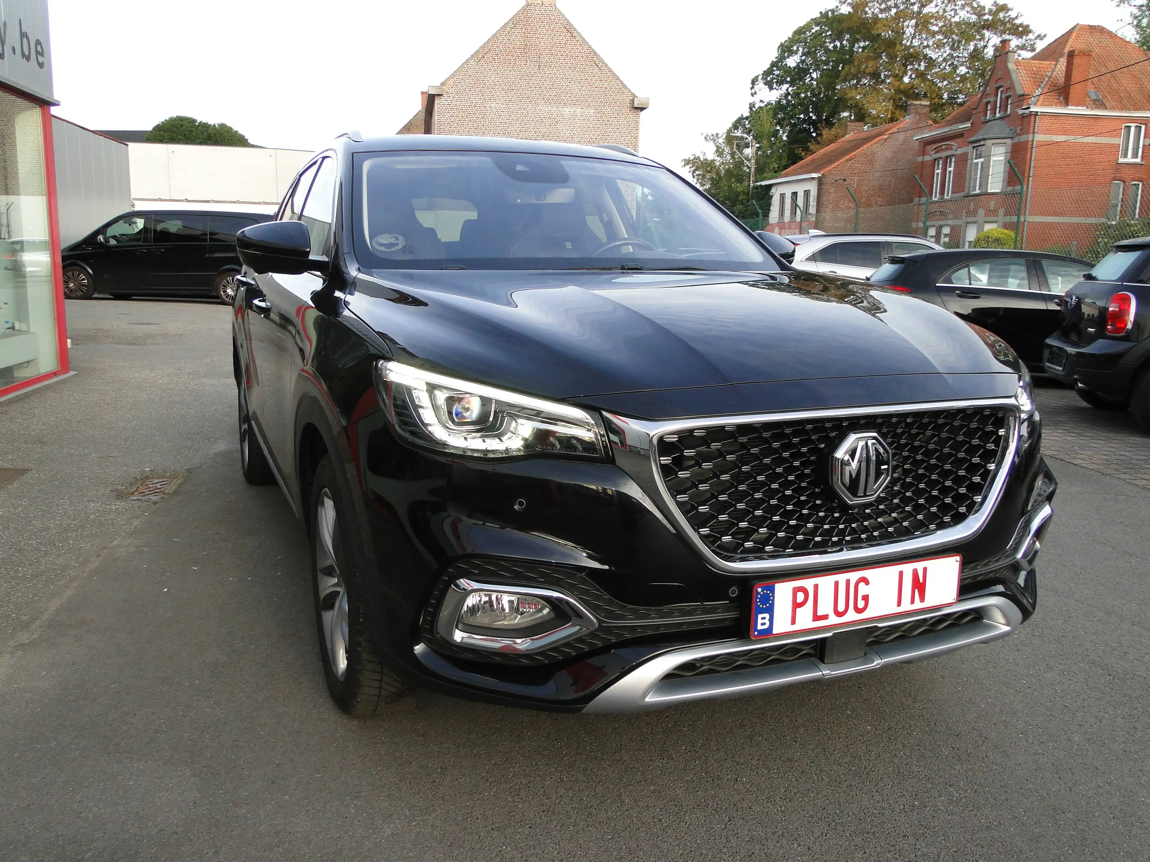 MG EHS EHS PHEV 1.5 Turbo Luxury — photo 3