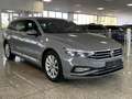 Volkswagen Passat Variant Elegance 2.0 IQ-LIGHT+KAMERA+AHK Gris - thumbnail 3