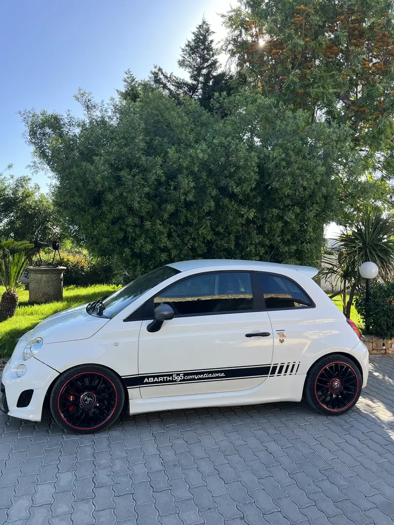 Abarth 500 1.4 16v turbo t-jet 135cv - 1