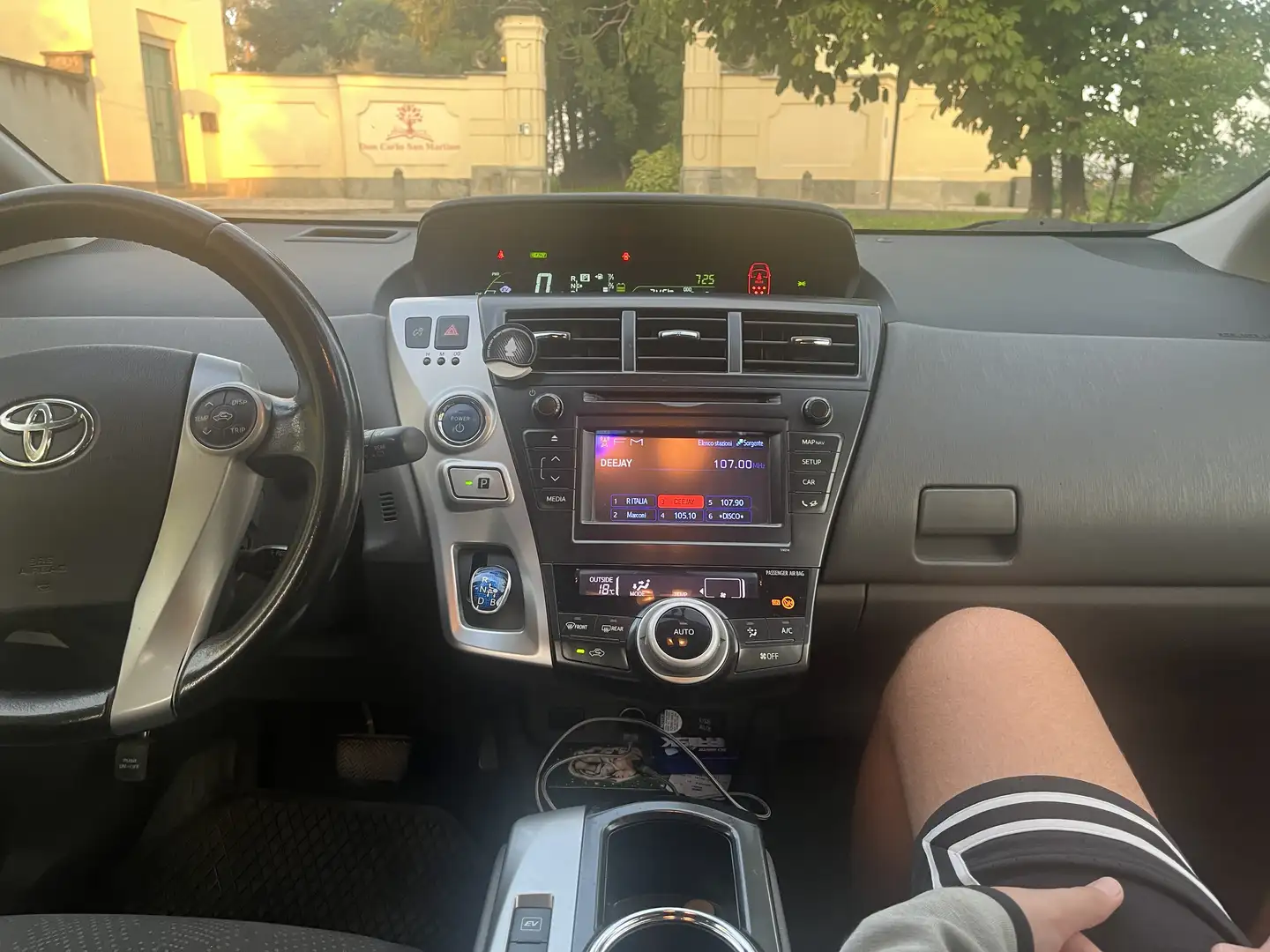 Toyota Prius+ Prius  III 2012 1.8h Lounge ecvt White - 2