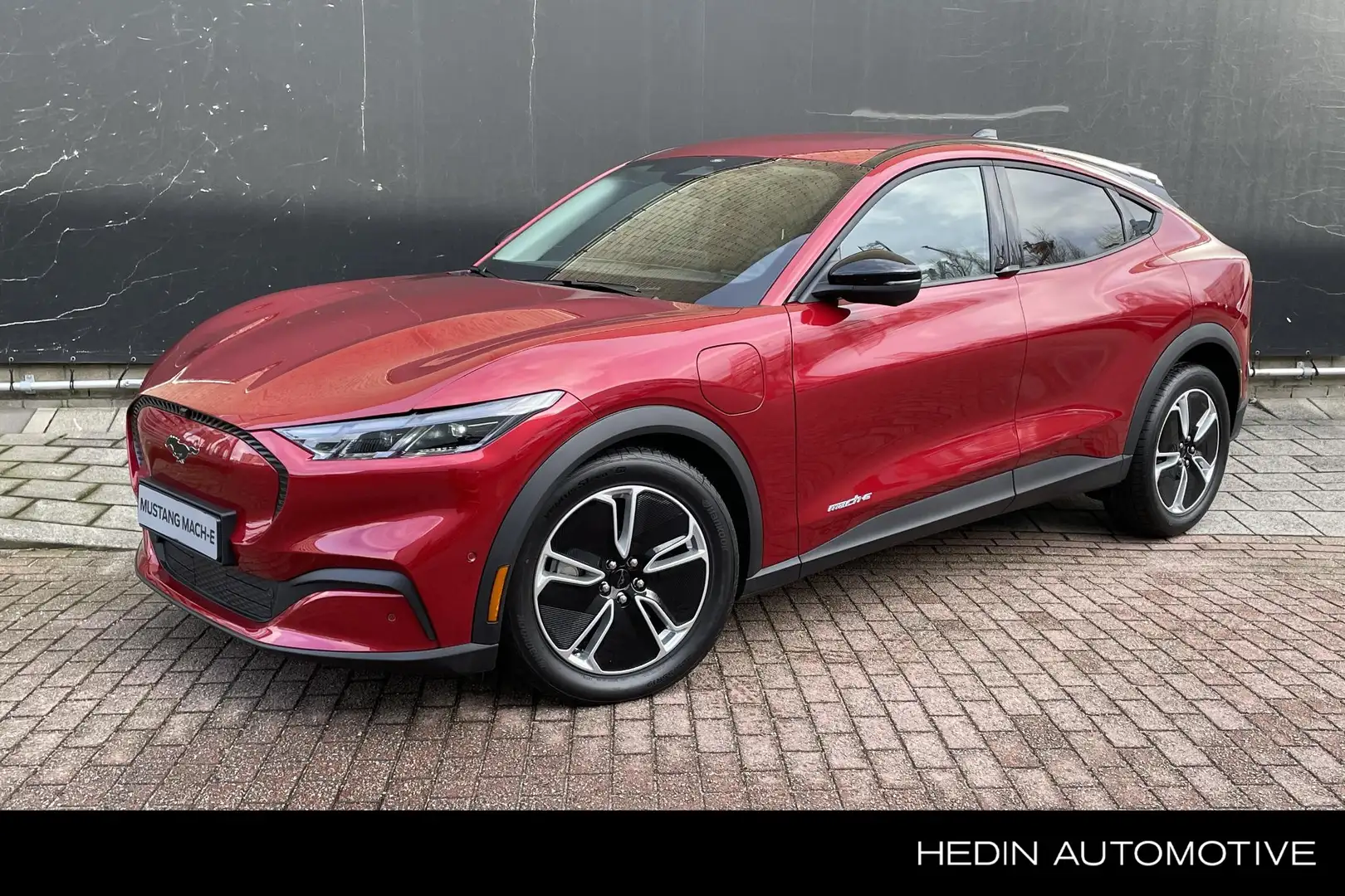 Ford Mustang Mach-E Standard RWD 75 kWh Bijtelling vanaf € 245,- p. mn Rood - 1