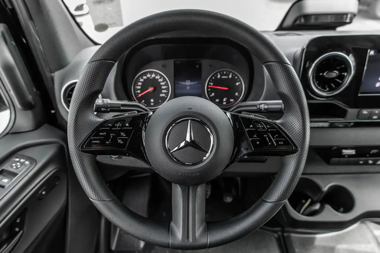 Mercedes-Benz Sprinter снимка Mercedes-Benz Sprinter