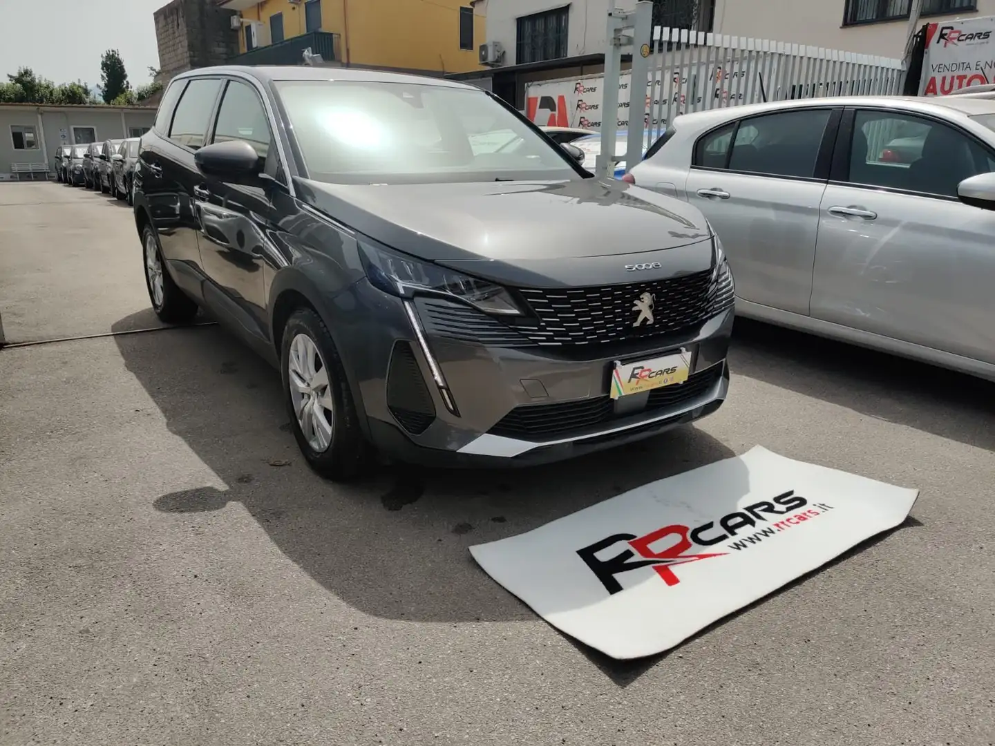 Peugeot 5008 5008 II 2021 1.5 bluehdi GT Pack s Grigio - 2