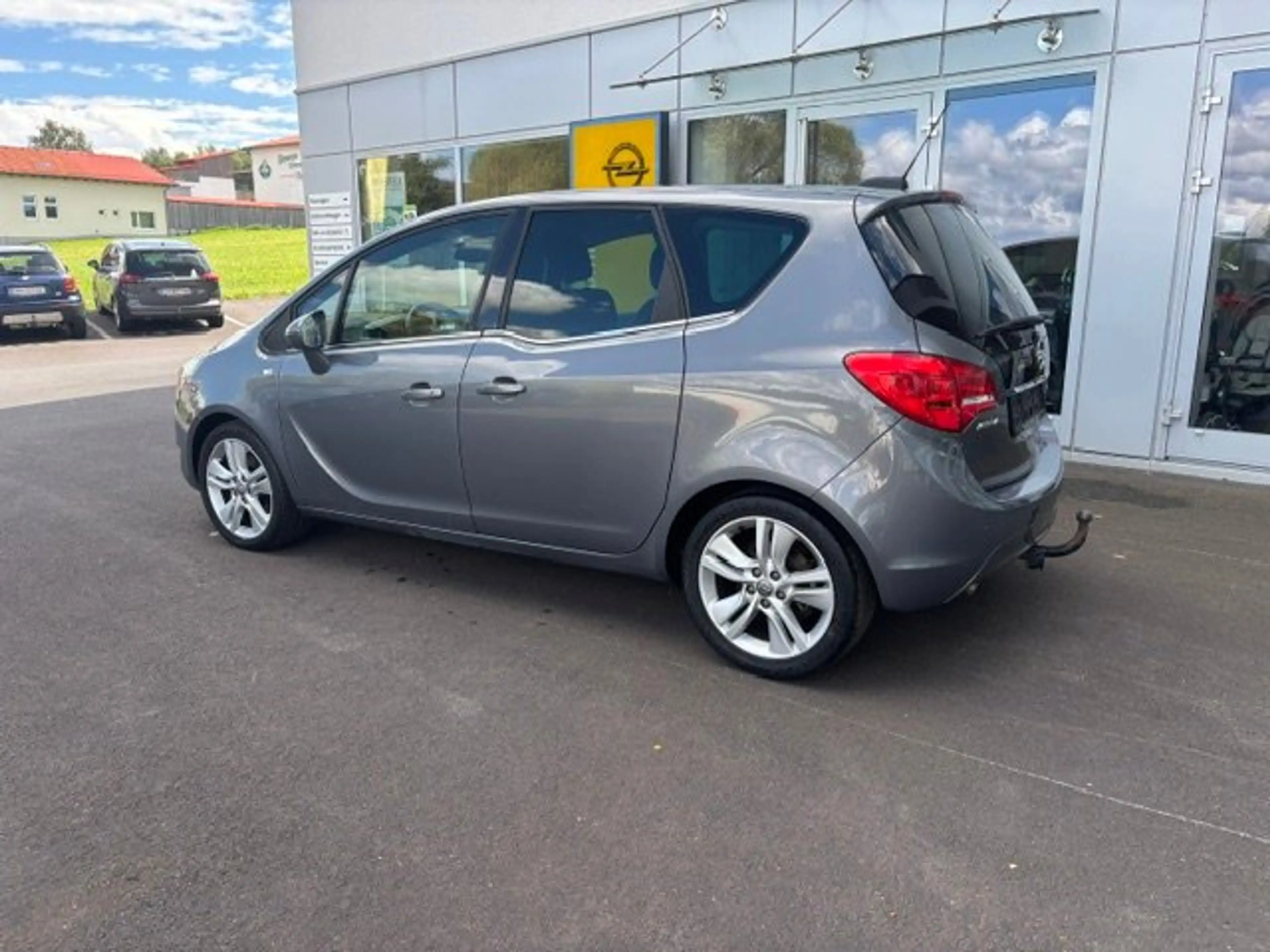 Opel Meriva Meriva 1,6 CDTI Cosmo **Navi, AHK, Kurvenlicht** — photo 14