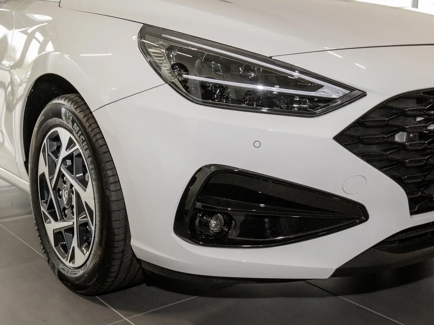 Hyundai i30 KOMBI+KAMERA+LED+CARPLAY/ANDROID AUTO+SOFORT Wit - 2
