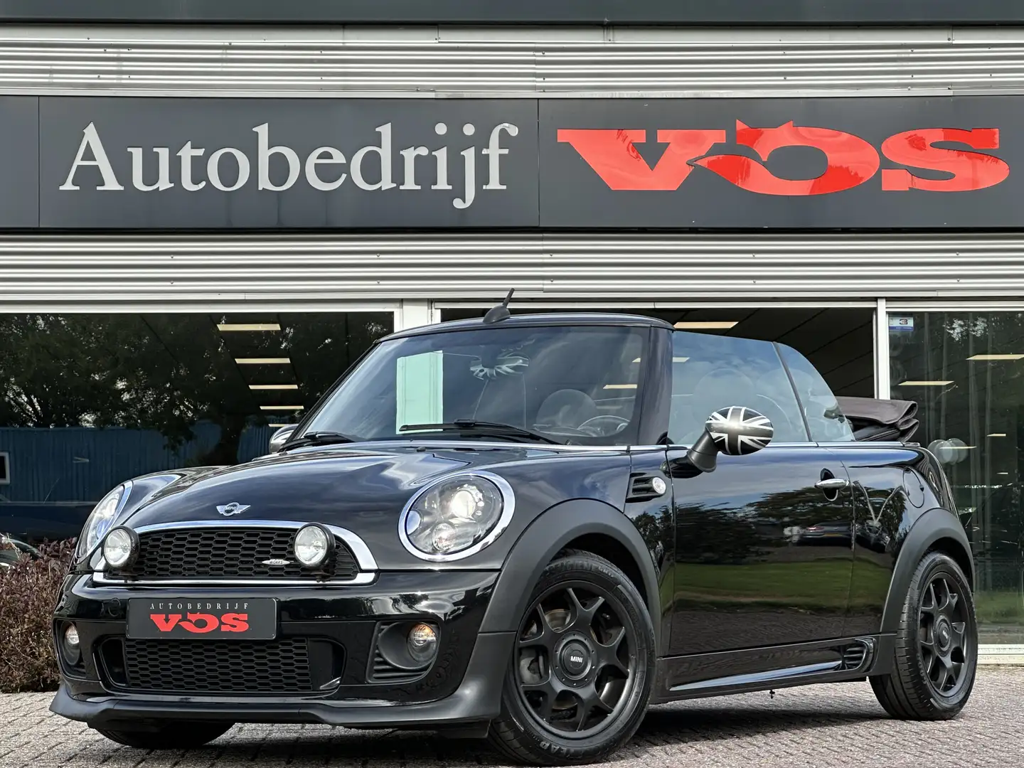 MINI One Cabrio 1.6 JCW Pakket | Navi | Cruise | Xenon | Telefoon Schwarz - 1
