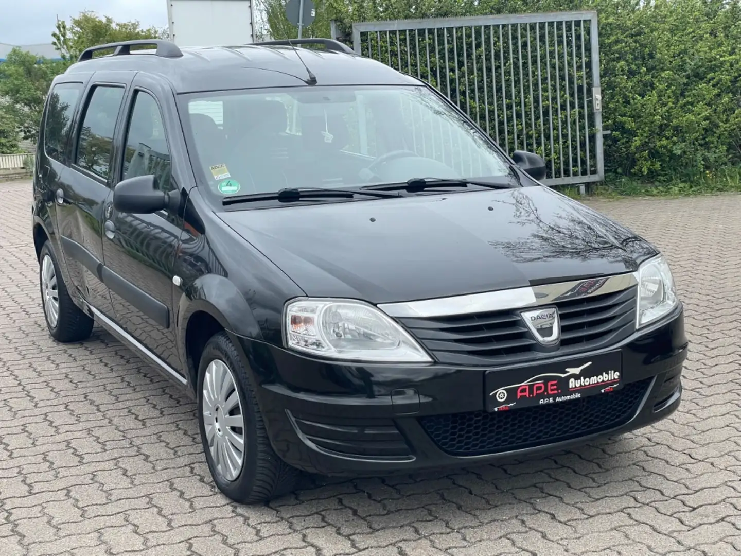 Dacia Logan MCV Kombi Forever Klima 1 Hand Tüv/Au NEU Siyah - 1