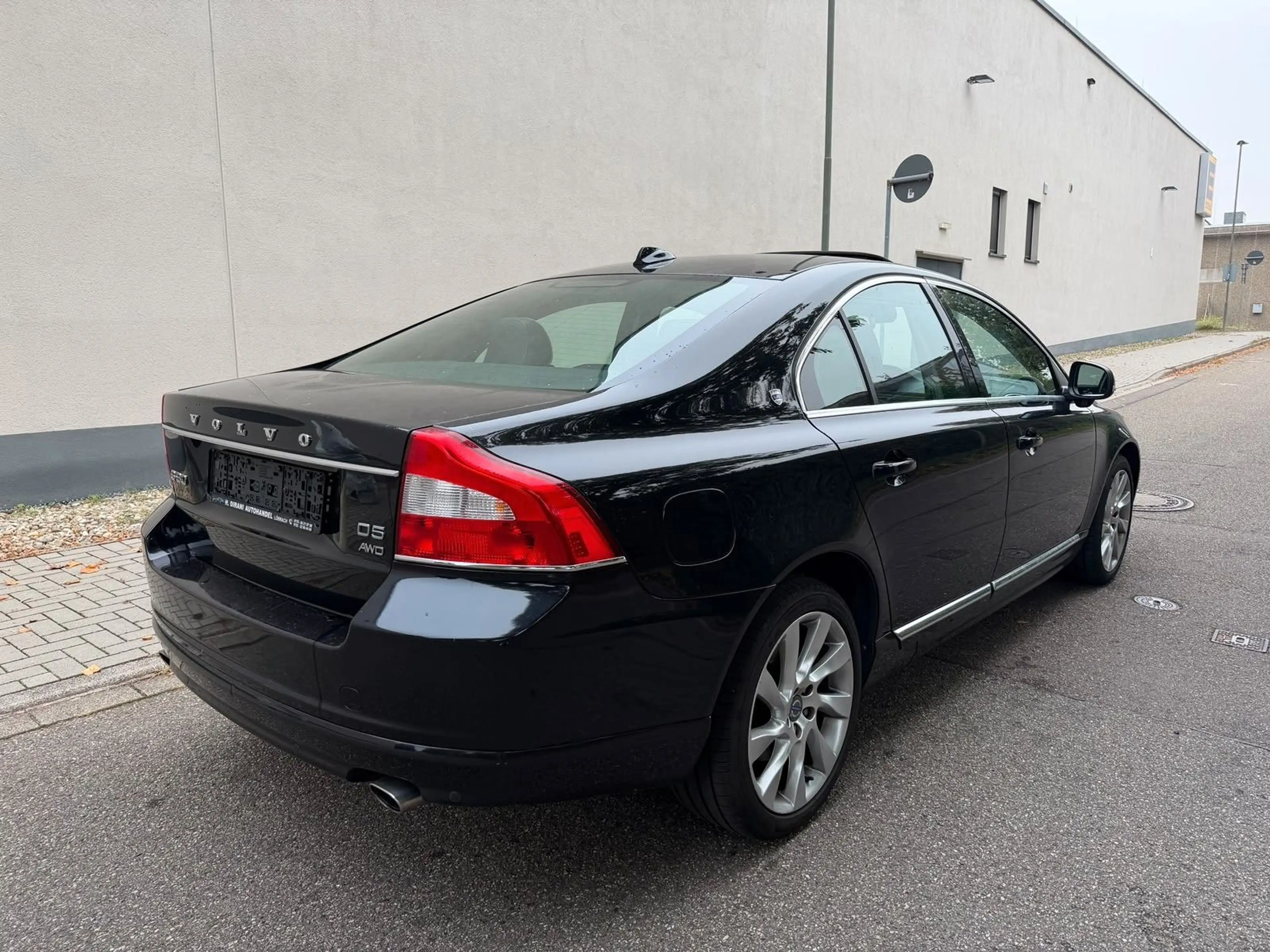Volvo S80 Lim. D5 AWD Executive Geartronic TOP TÜV NEU — photo 6