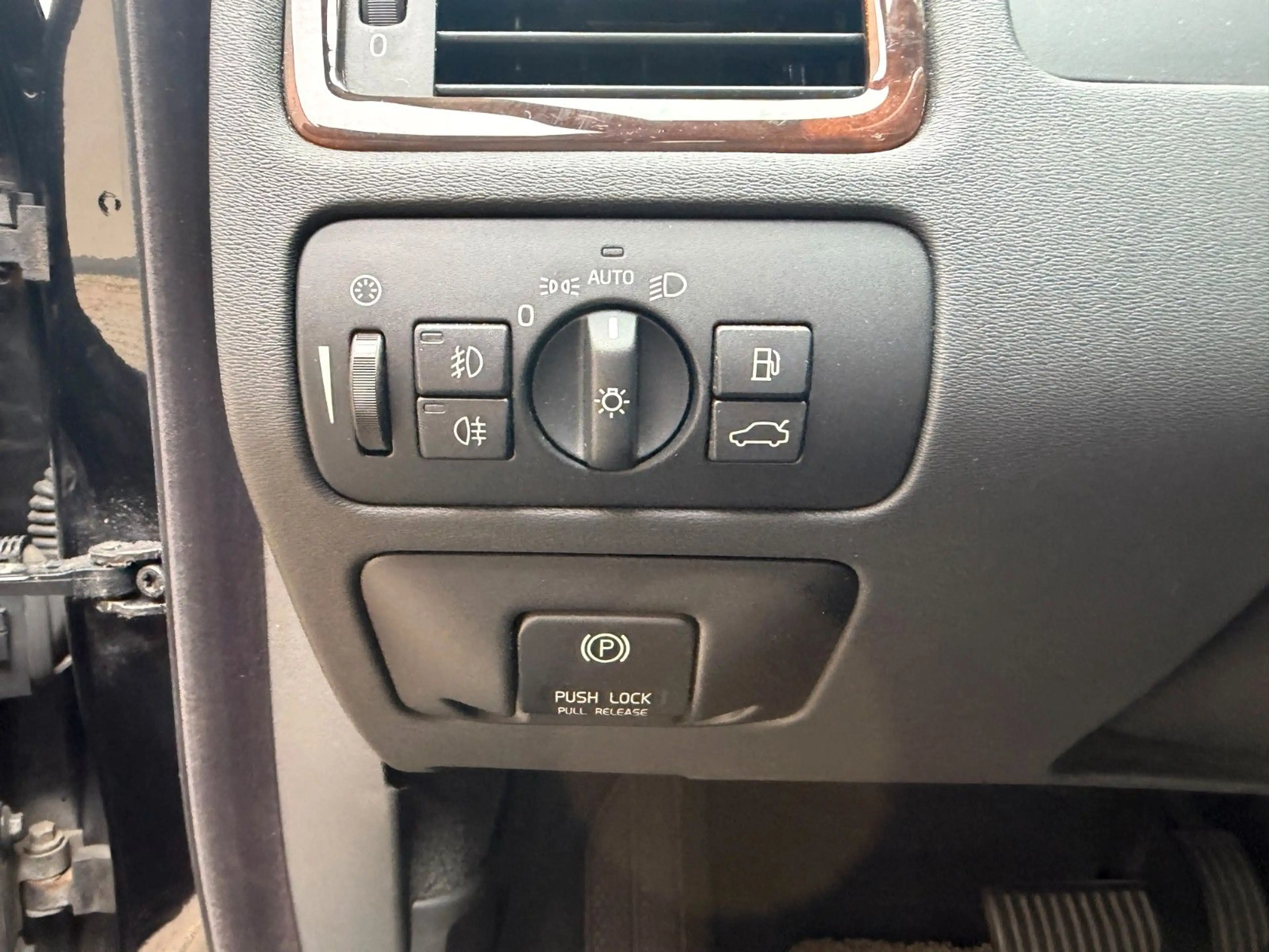 Volvo S80 Lim. D5 AWD Executive Geartronic TOP TÜV NEU — photo 13