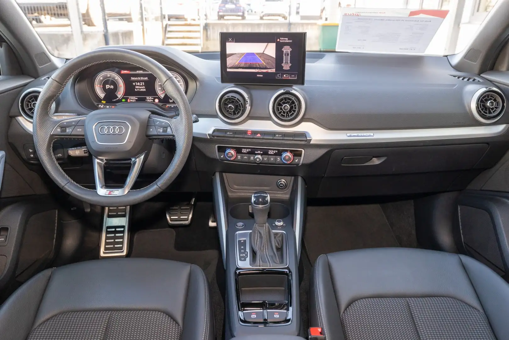 Audi Q2 advanced 35 TDI quattro S tr. (AHK, Matrix, Nav Schwarz - 2