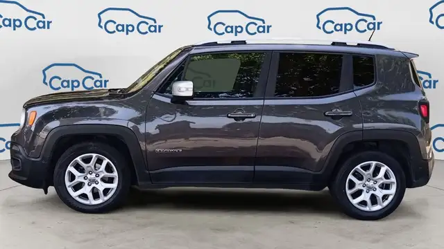 Jeep Renegade view 2