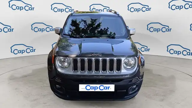 Jeep Renegade view 5